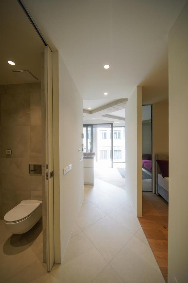 Castle View Luxury Suite Ljubljana Exteriör bild